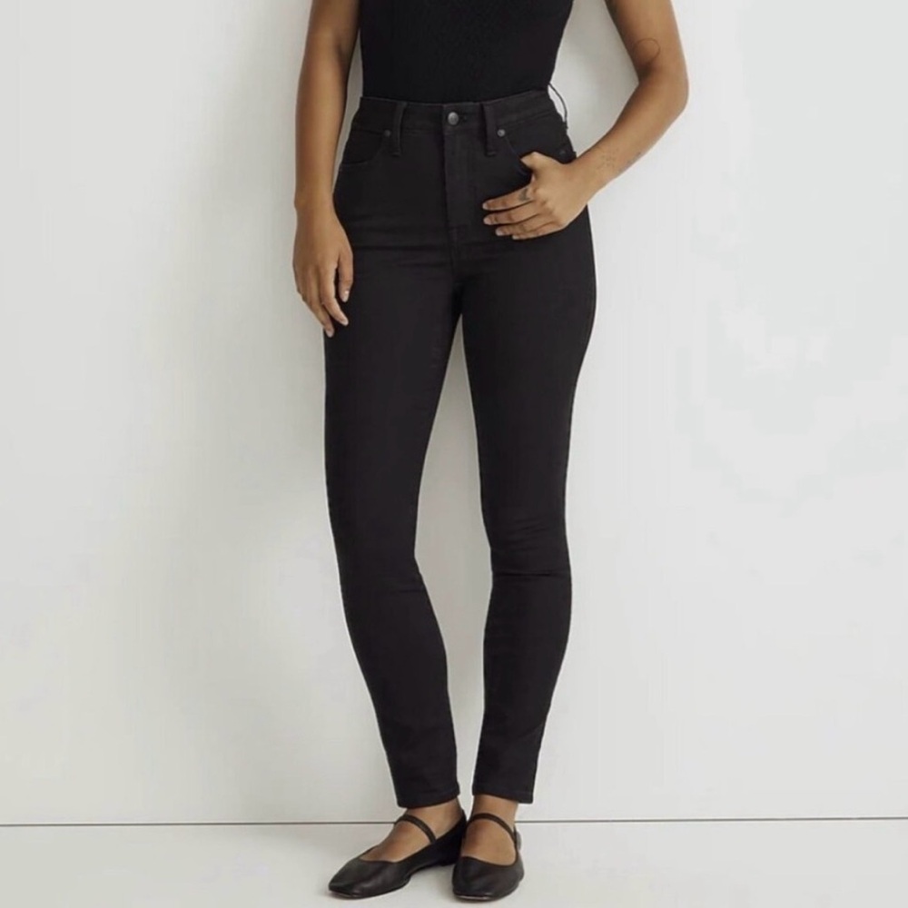 Madewell Black Curvy High Rise Skinny